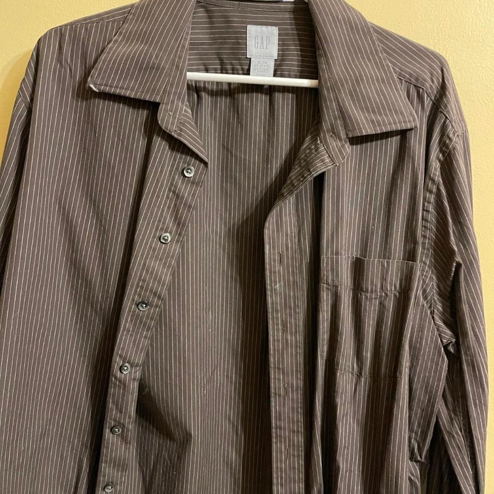 GAP dress shirt